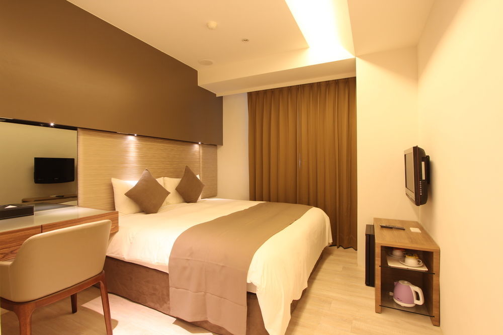 Shin Yuan Celeb Metro Hotel Xinzhu Zewnętrze zdjęcie